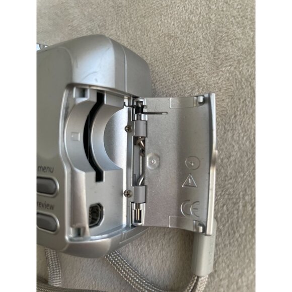 Kodak EasyShare CX7300 3.2 MP Digital Camera With Strap - Silver - Picture 3 of 5